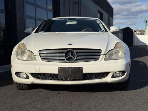 2006 Mercedes-Benz CLS-Class CLS500