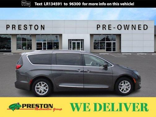 Photo 1 of 24 of 2020 Chrysler Pacifica Touring-L