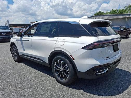 2025 Lincoln Nautilus Premiere
