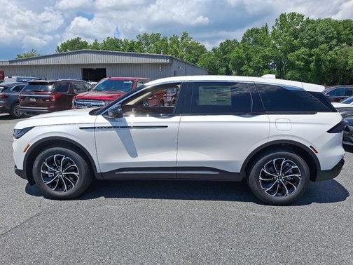 2025 Lincoln Nautilus Premiere