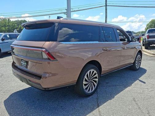 2025 Lincoln Navigator Black Label