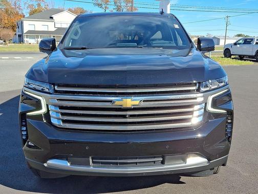 2023 Chevrolet Suburban 4WD High Country