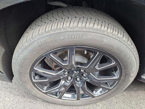 2023 Chevrolet Suburban 4WD High Country