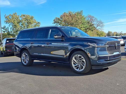 2025 Lincoln Navigator Reserve