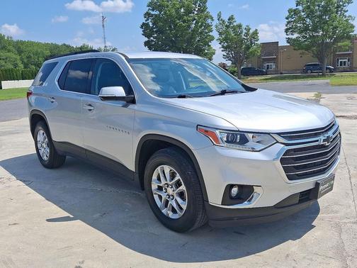 2020 Chevrolet Traverse LT Leather