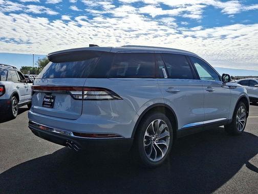 2025 Lincoln Aviator Reserve AWD