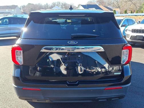 2020 Ford Explorer Base