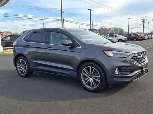2020 Ford Edge Titanium
