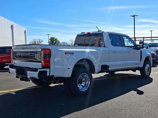 2026 Ford F-450 Platinum