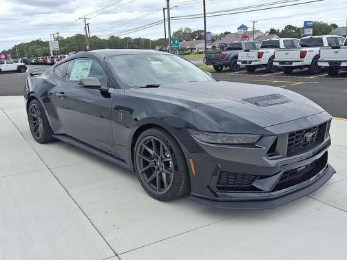 2025 Ford Mustang Dark Horse Fastback