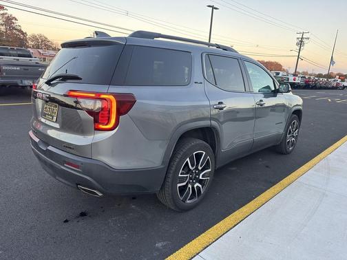 2021 GMC Acadia AWD SLE