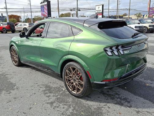 2025 Ford Mustang Mach-E GT