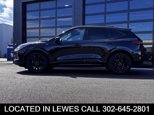 2023 Ford Escape ST-Line Elite