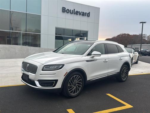 2020 Lincoln Nautilus Reserve