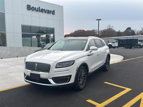 2020 Lincoln Nautilus Reserve