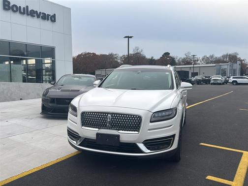 2020 Lincoln Nautilus Reserve