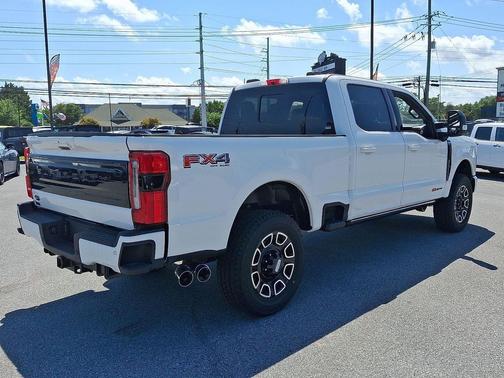 2025 Ford F-350 Platinum