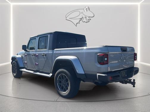 Billet Silver Metallic Clearcoat 2020 Jeep Gladiator Overland