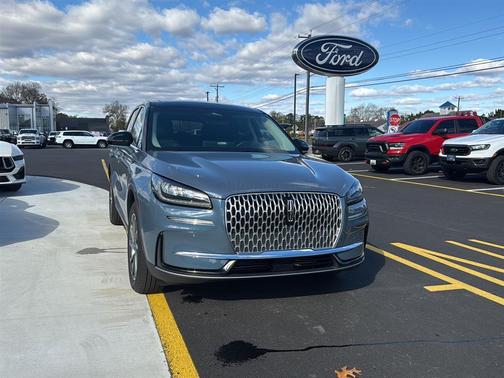 2024 Lincoln Corsair Premiere