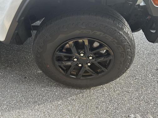 2023 Jeep Gladiator Freedom 4x4