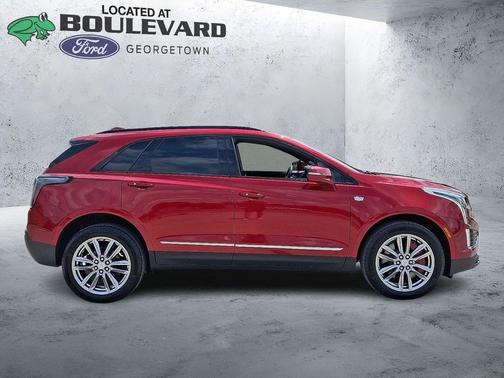 2025 Cadillac XT5 Sport
