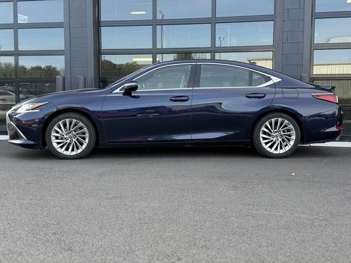 2023 Lexus ES 350 Ultra Luxury