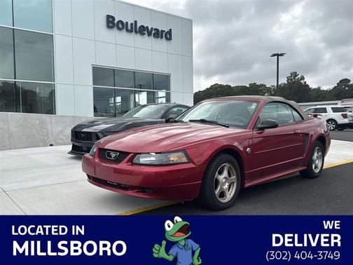 2004 Ford Mustang Deluxe