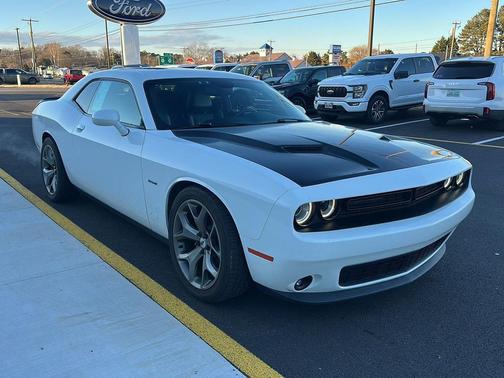 2017 Dodge Challenger R/T