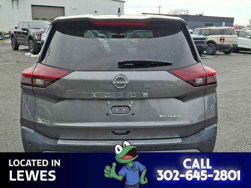 2022 Nissan Rogue SV