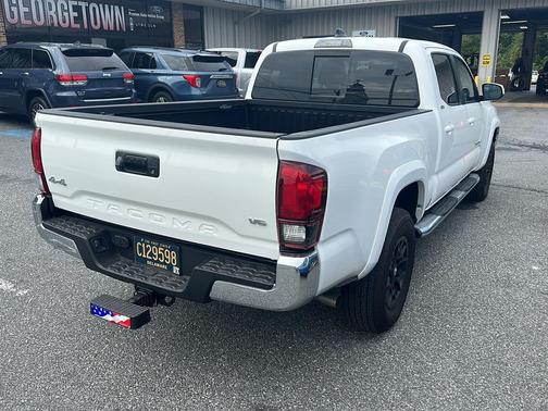 2022 Toyota Tacoma SR5