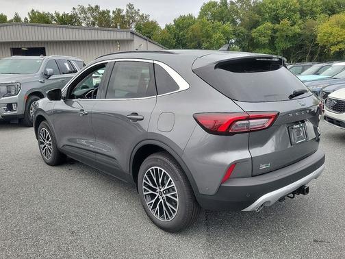 2024 Ford Escape PHEV Base