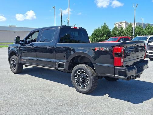 2025 Ford F-250 Platinum