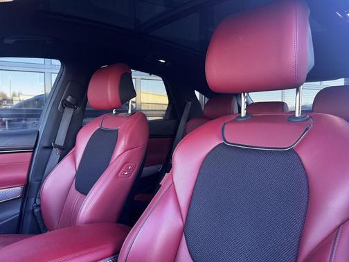 2023 Genesis GV70 2.5T AWD