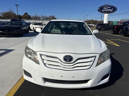 2010 Toyota Camry LE