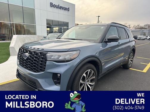 2025 Ford Explorer ST-Line