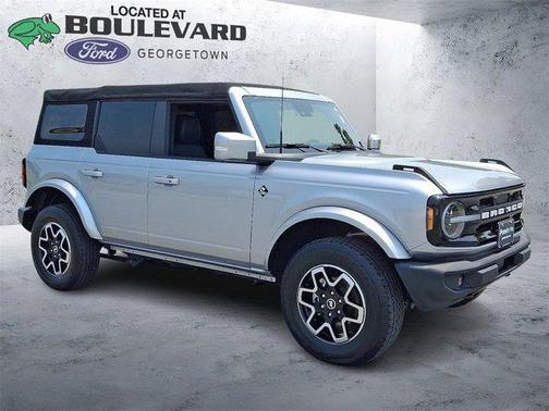 2022 Ford Bronco Outer Banks
