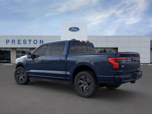 2025 Ford F-150 Lightning LARIAT