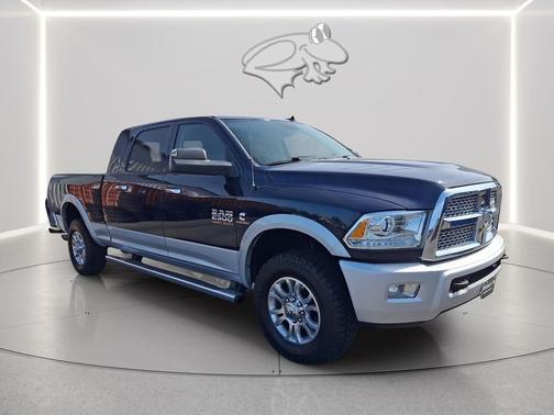 True Blue Pearlcoat 2014 RAM 2500 Laramie