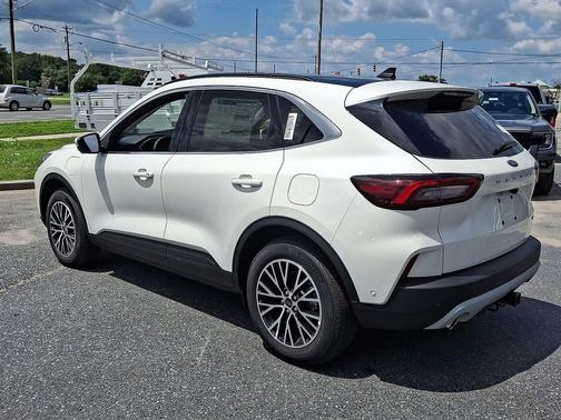 2024 Ford Escape PHEV Base