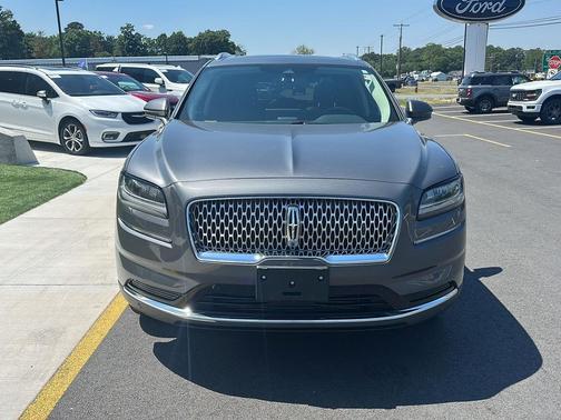 Asher Gray Metallic Clearcoat 2023 Lincoln Nautilus Reserve