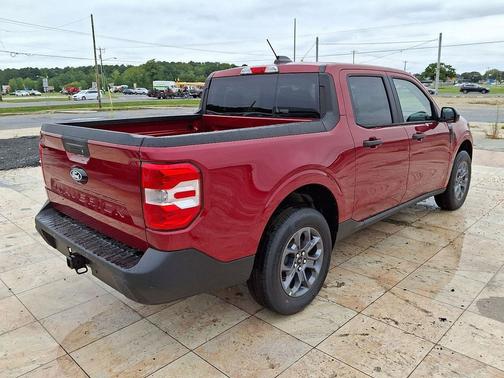 2025 Ford Maverick XLT