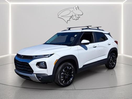 Summit White 2022 Chevrolet Trailblazer LT