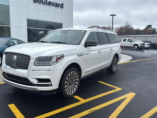 2021 Lincoln Navigator L Reserve