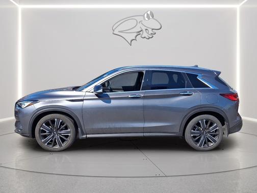 2022 INFINITI QX50 LUXE AWD