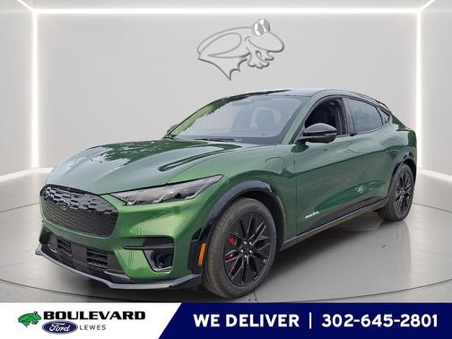 Eruption Green Metallic 2025 Ford Mustang Mach-E Premium