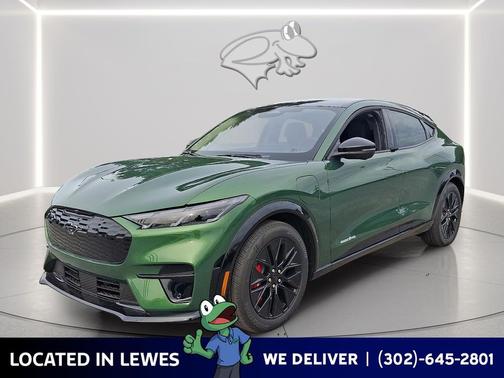 Eruption Green Metallic 2025 Ford Mustang Mach-E Premium