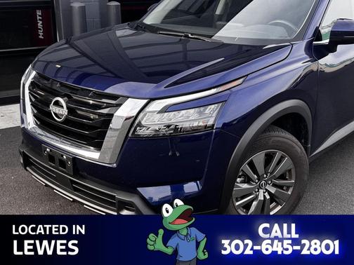 2025 Nissan Pathfinder SV 4WD