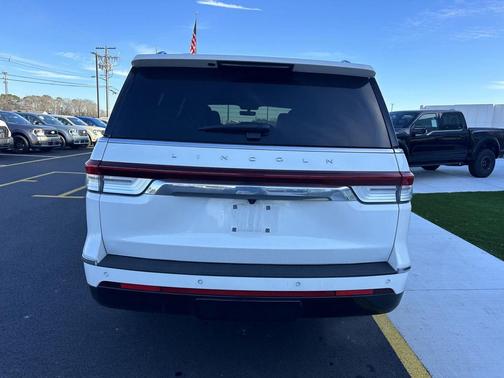 2023 Lincoln Navigator Reserve