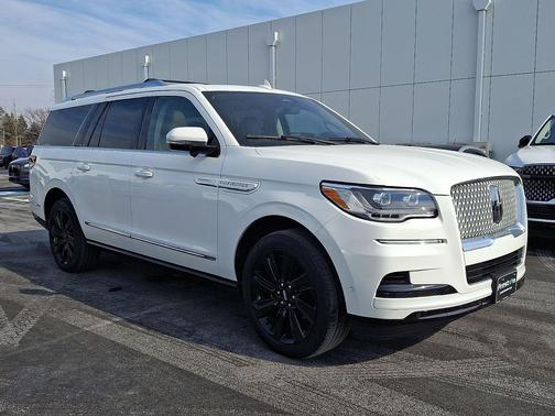 2023 Lincoln Navigator Reserve