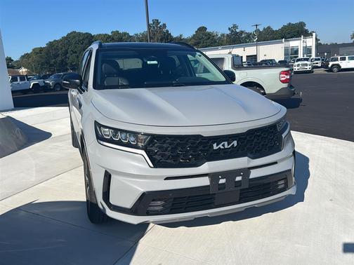 2023 Kia Sorento EX